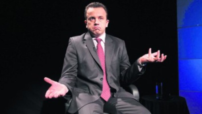 Liviu Pop: Programele şcolare ar trebui rescrise, iar manualele ar trebui înlocuite cu ebook-uri